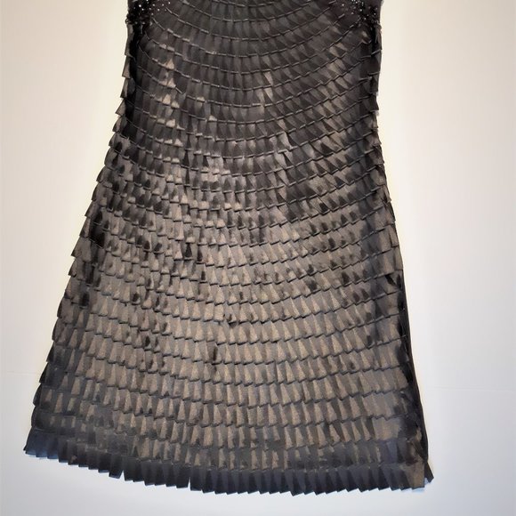 NEW Beautiful black dress by Nueva - Picture 3 of 14